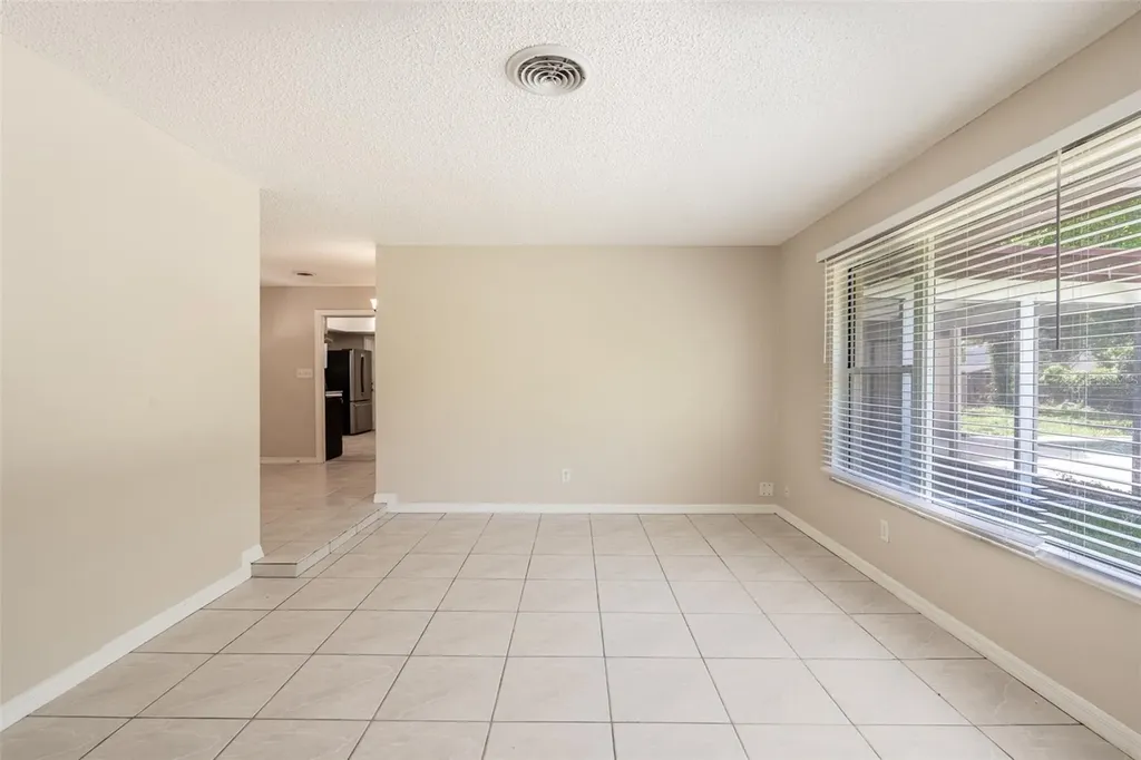806 Highland Drive Altamonte Springs FL 32701