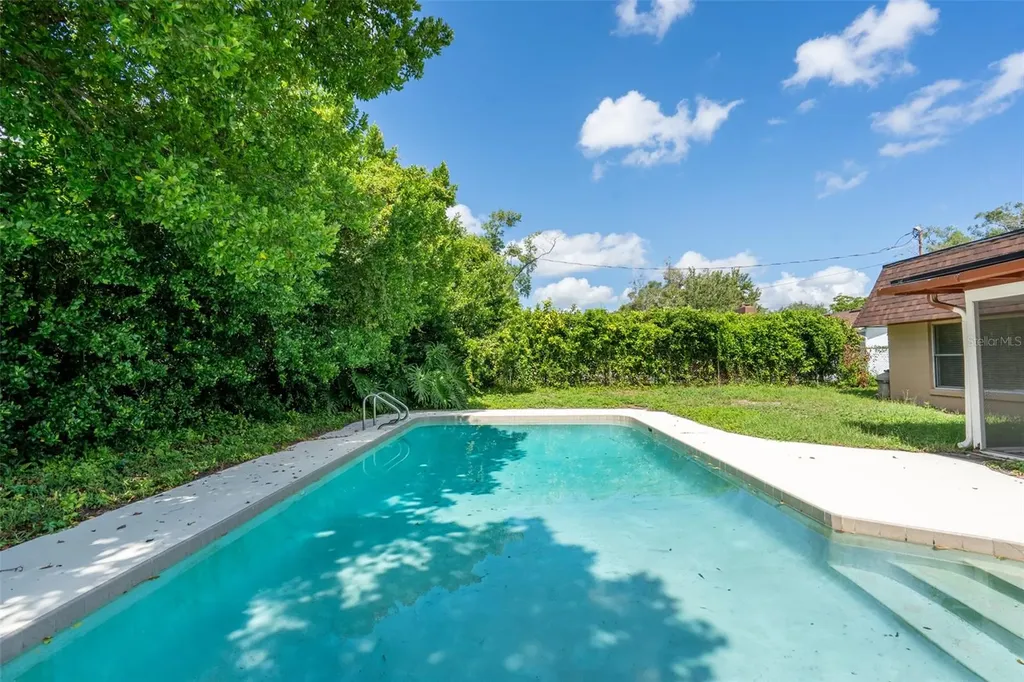 806 Highland Drive Altamonte Springs FL 32701