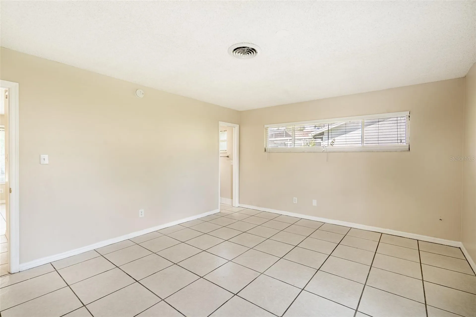 806 Highland Drive Altamonte Springs FL 32701
