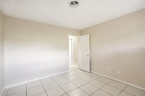 806 Highland Drive Altamonte Springs FL 32701