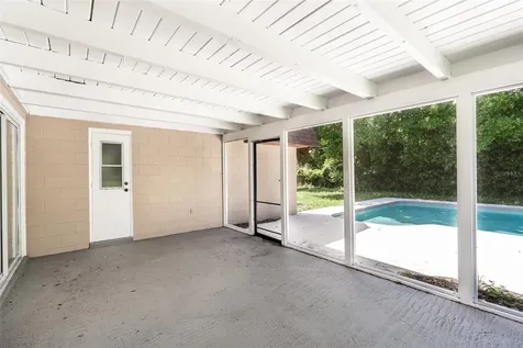 806 Highland Drive Altamonte Springs FL 32701