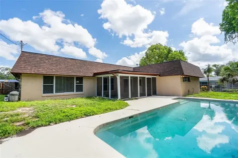 806 Highland Drive Altamonte Springs FL 32701