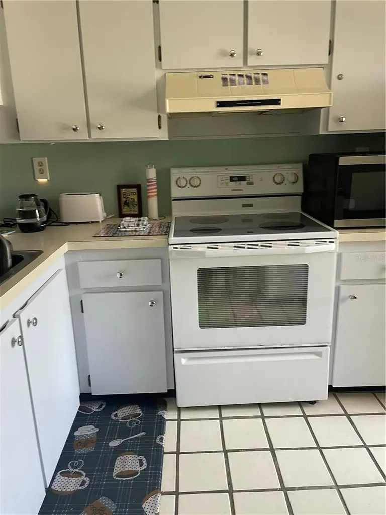 6382 Palma Del Mar Boulevard S St Petersburg FL 33715