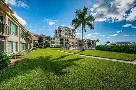 6382 Palma Del Mar Boulevard S St Petersburg FL 33715