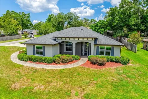 915 Crittenden Avenue Orange City FL 32763