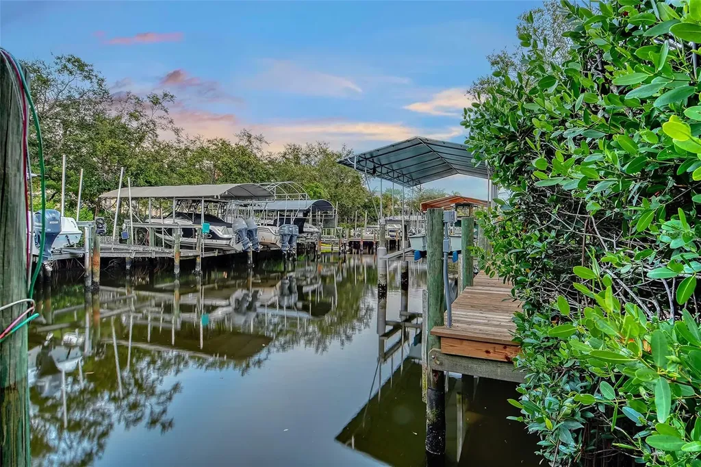 7154 Hawks Harbor Circle Bradenton FL 34207