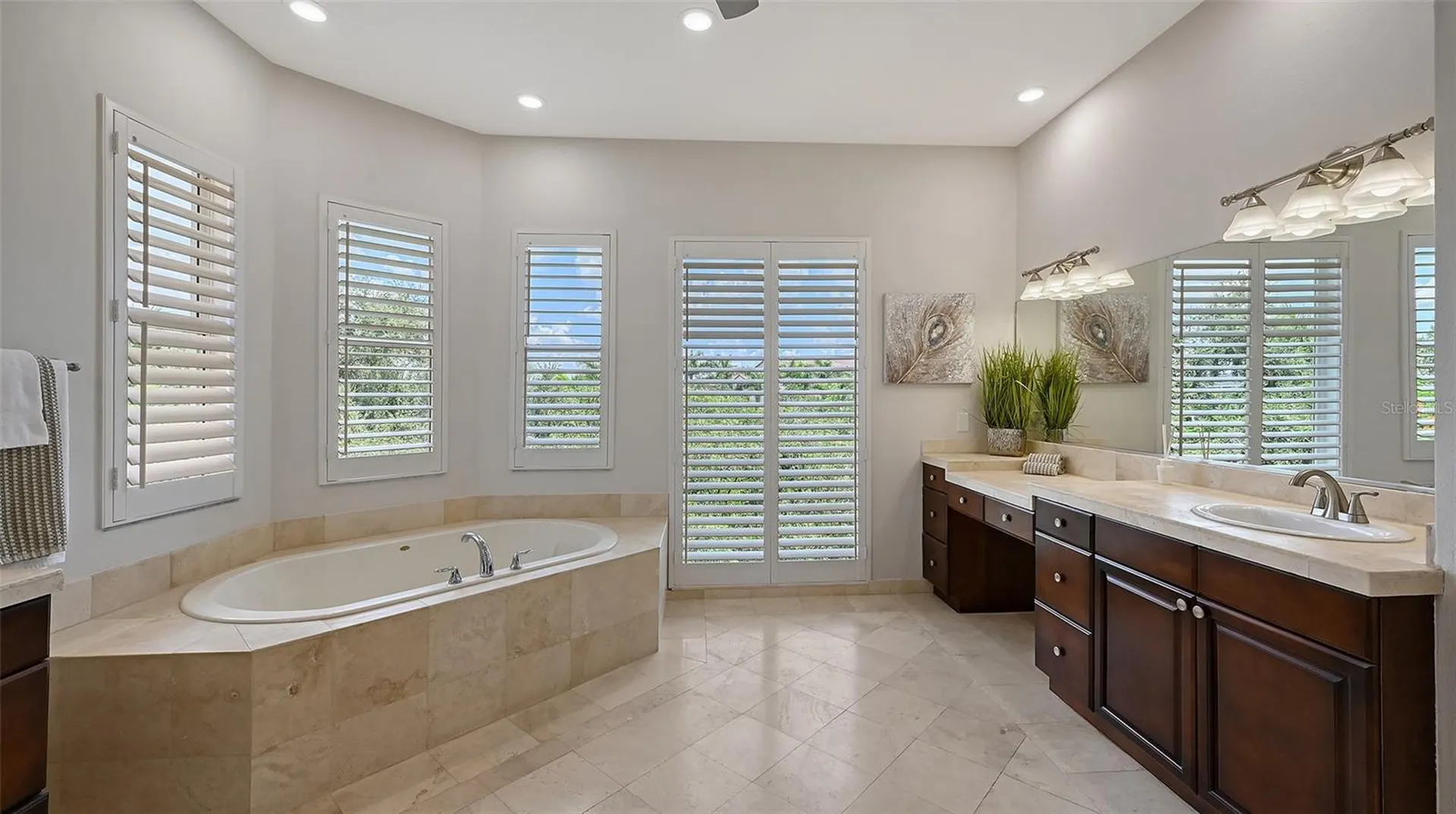 7154 Hawks Harbor Circle Bradenton FL 34207