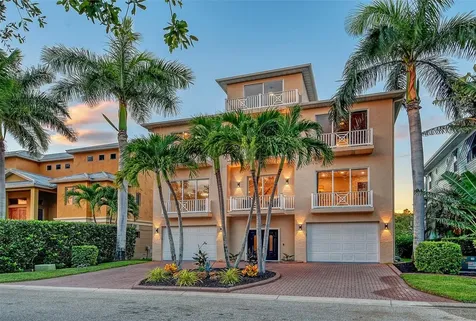 7154 Hawks Harbor Circle Bradenton FL 34207