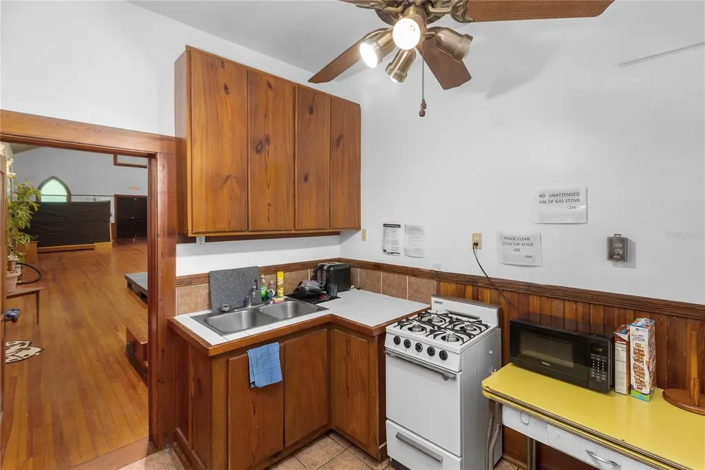 619 NE 1st Street Gainesville FL 32601