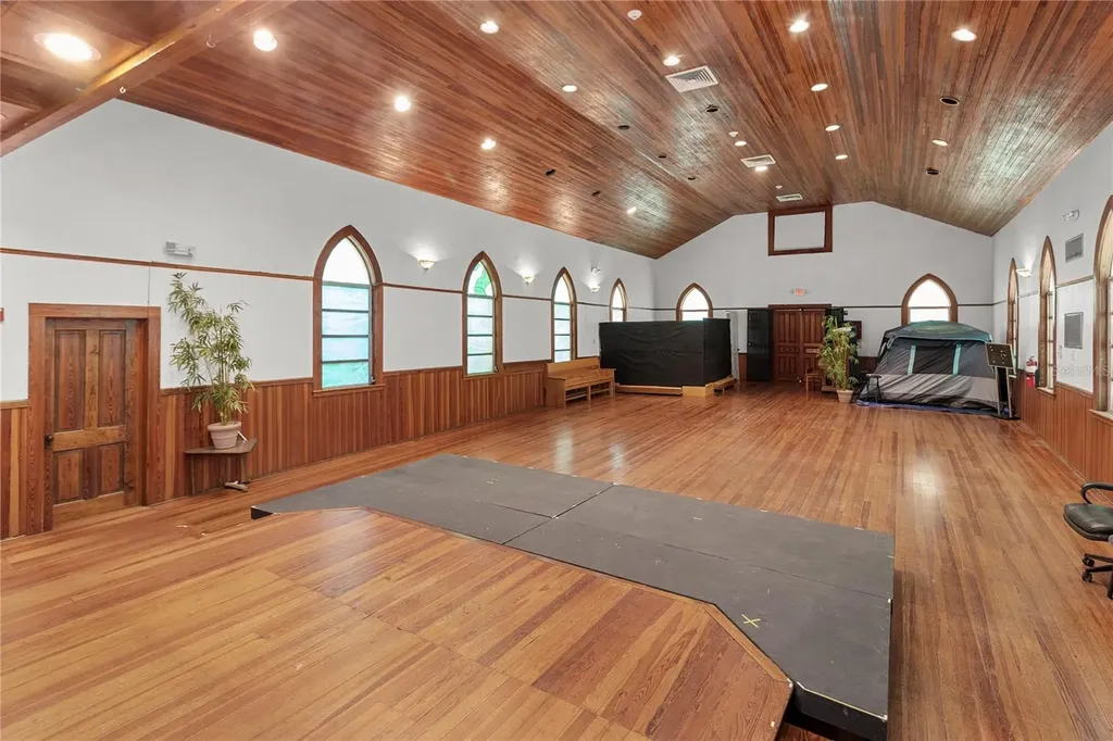 619 NE 1st Street Gainesville FL 32601