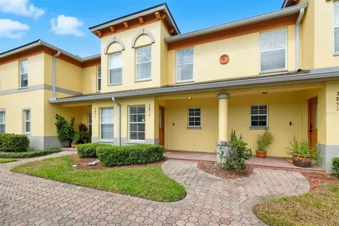 3853 Island Way St Petersburg FL 33705
