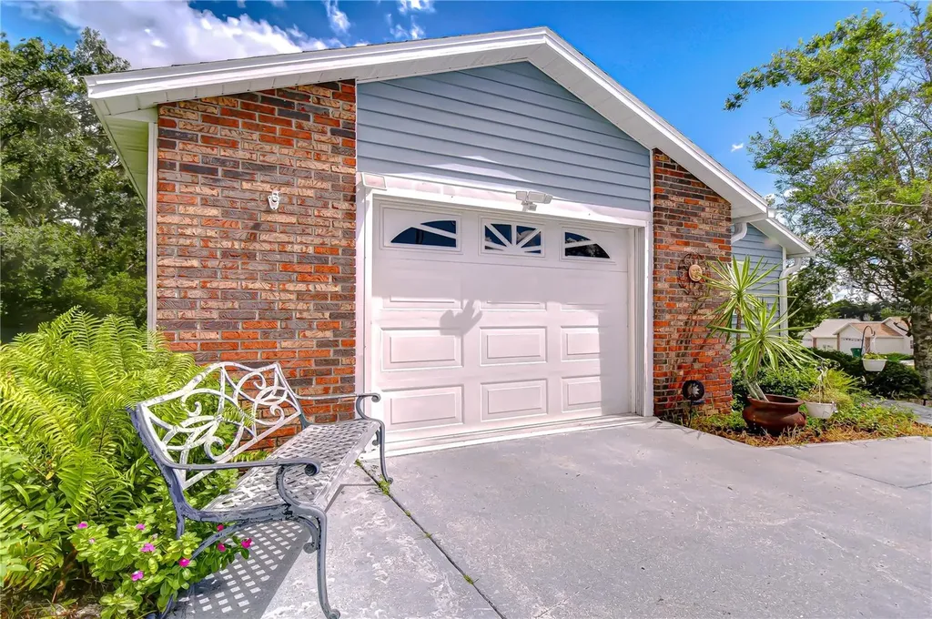 5912 Newberry Court Zephyrhills FL 33542
