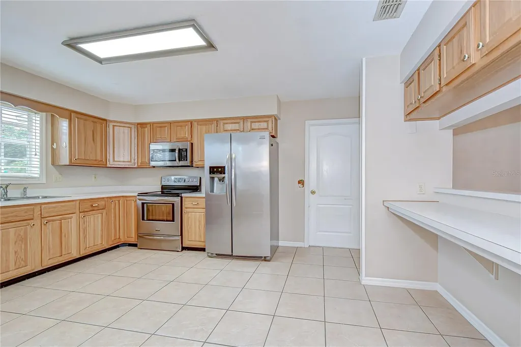 5912 Newberry Court Zephyrhills FL 33542
