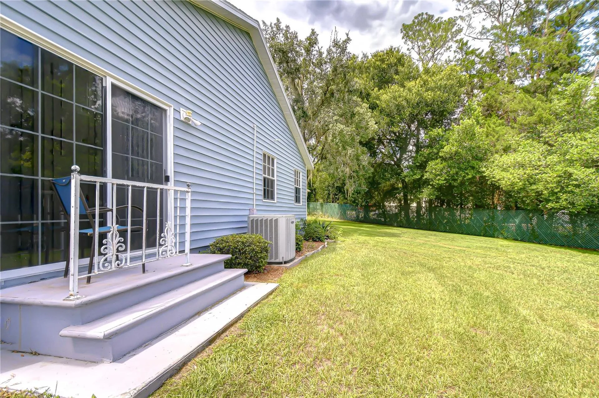 5912 Newberry Court Zephyrhills FL 33542