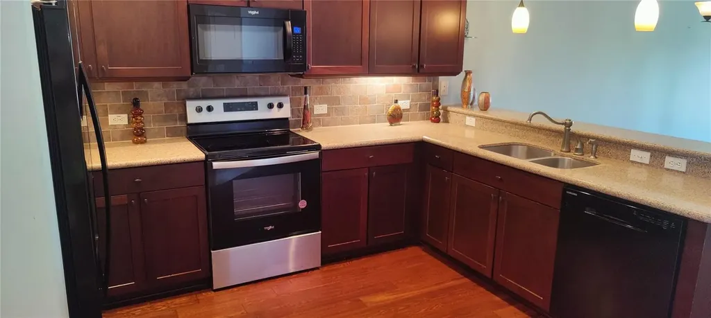 22011 Belgian Court Mount Dora FL 32757
