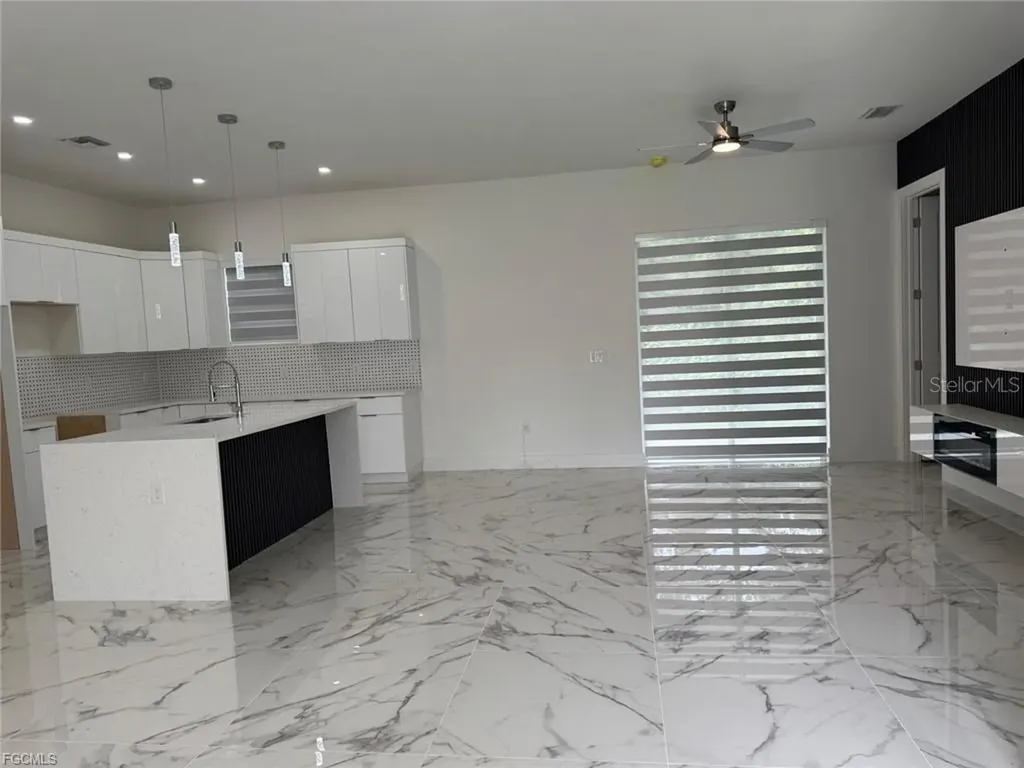 2003 E 14th Street Lehigh Acres FL 33972