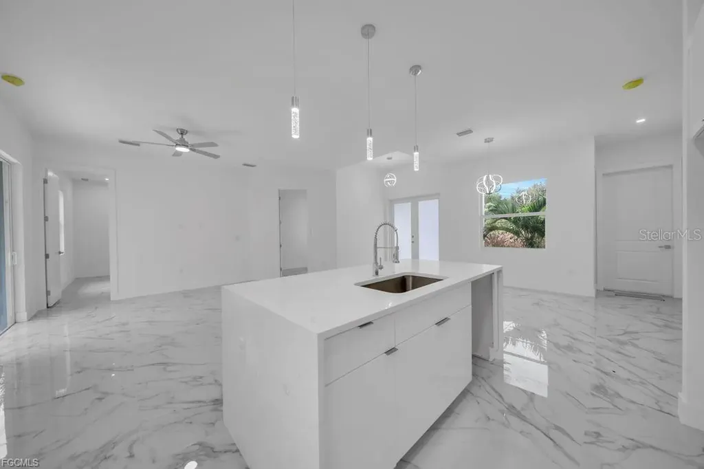 2003 E 14th Street Lehigh Acres FL 33972