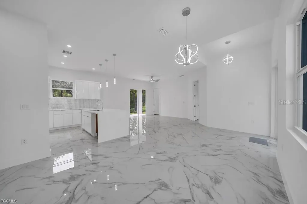 2003 E 14th Street Lehigh Acres FL 33972