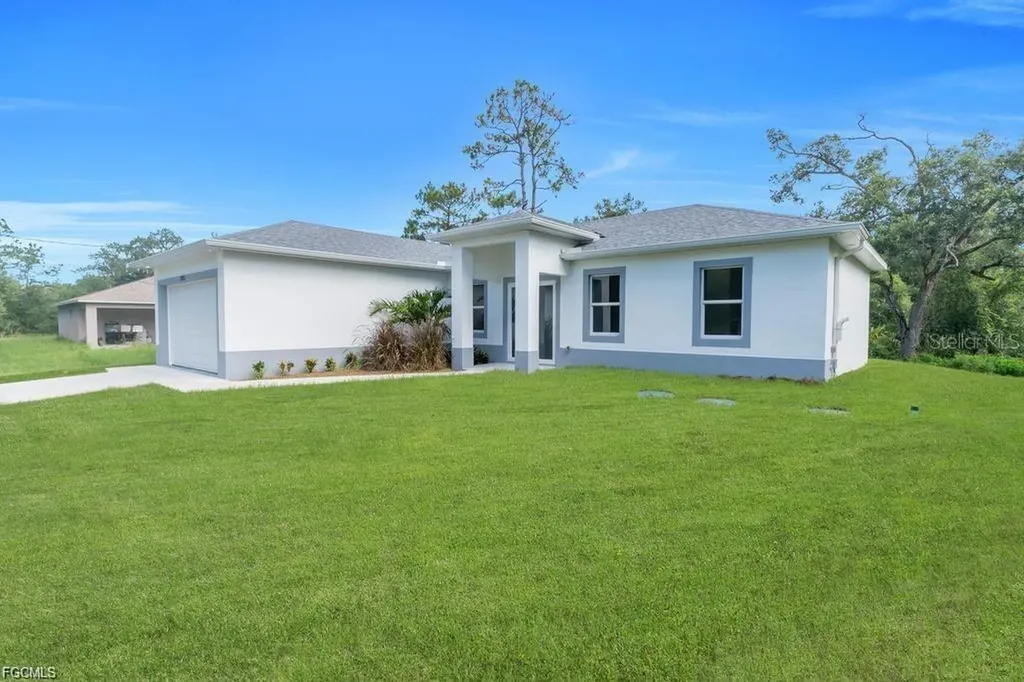 2003 E 14th Street Lehigh Acres FL 33972