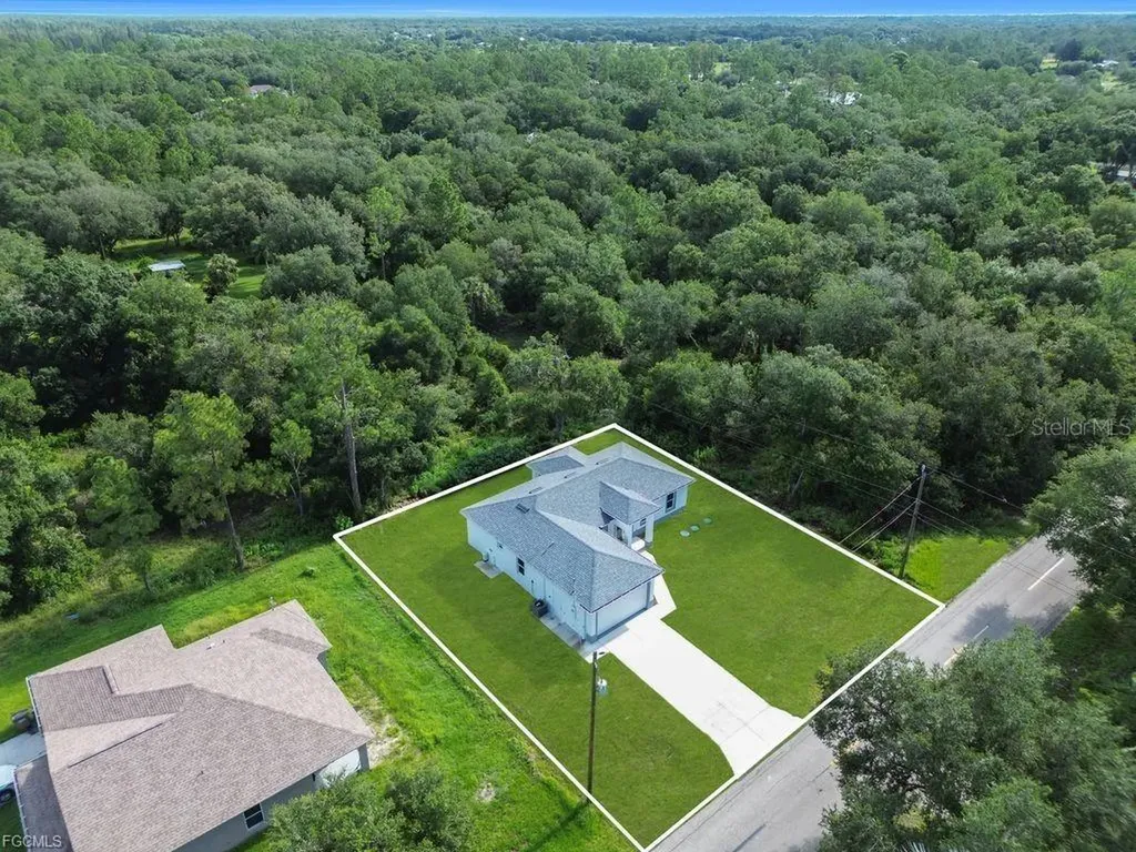 2003 E 14th Street Lehigh Acres FL 33972