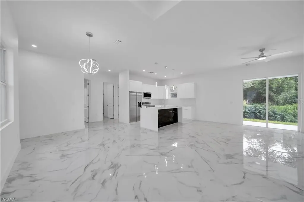 2003 E 14th Street Lehigh Acres FL 33972