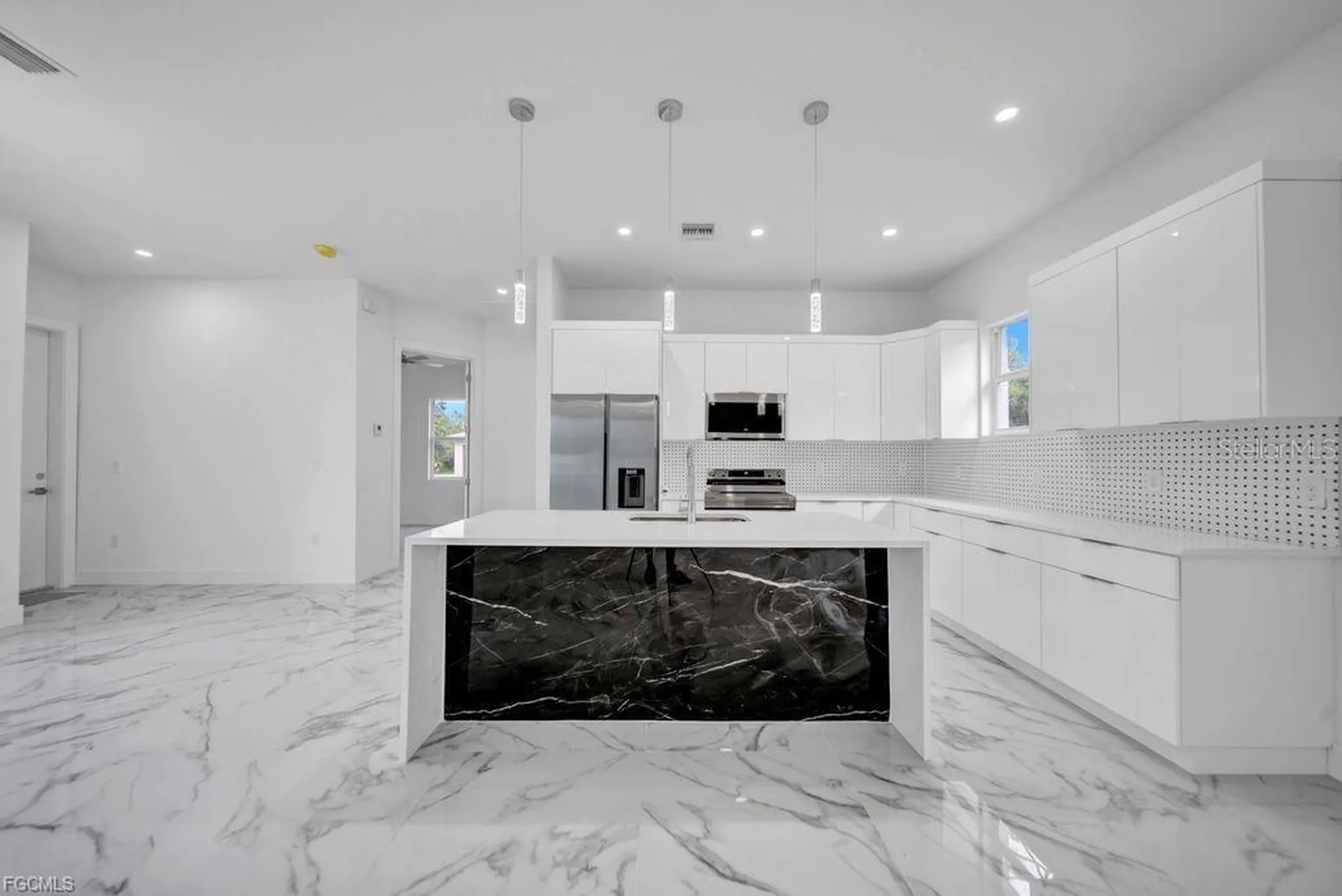 2003 E 14th Street Lehigh Acres FL 33972