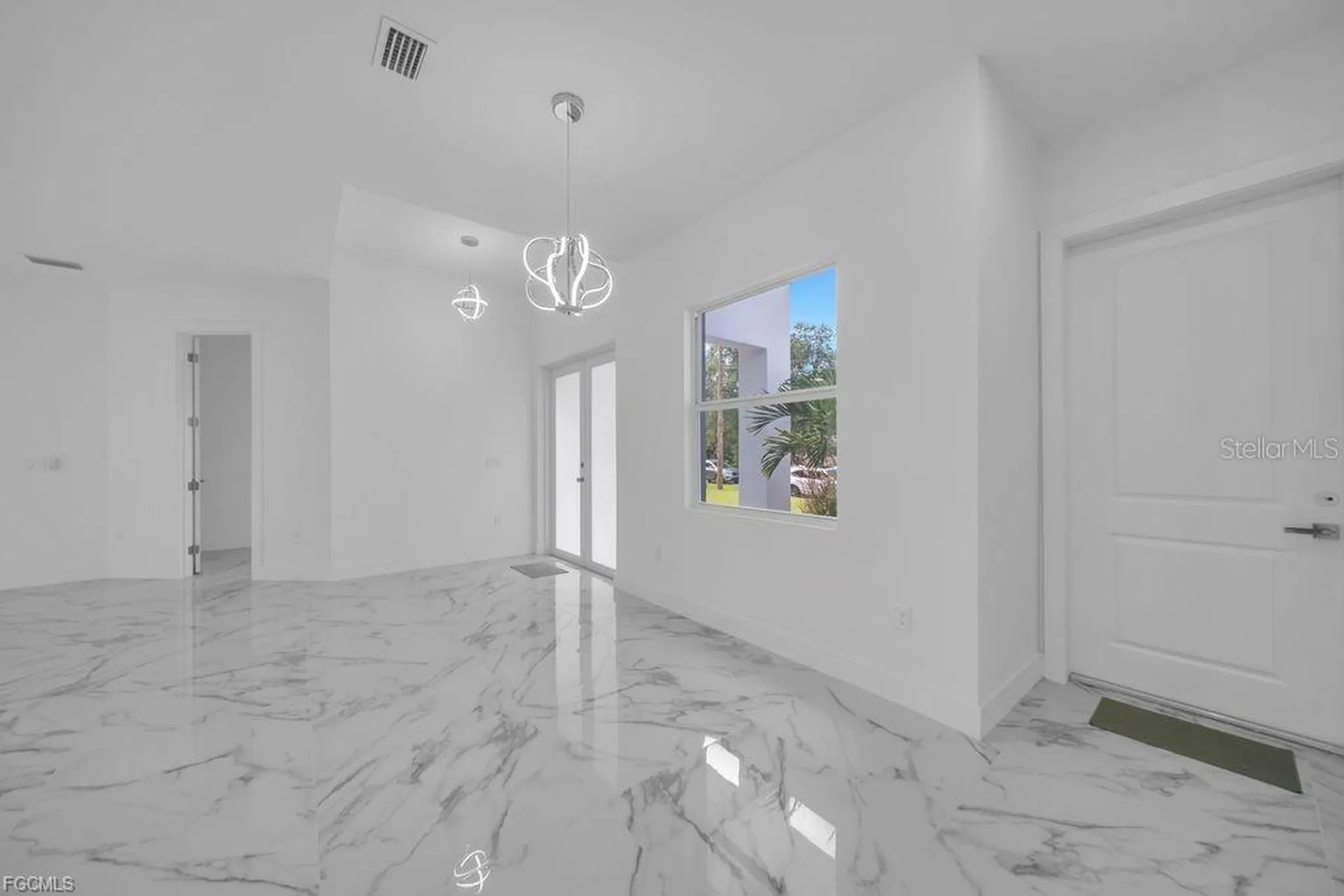 2003 E 14th Street Lehigh Acres FL 33972