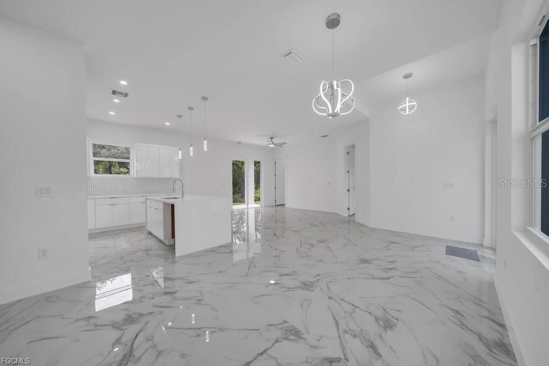 2003 E 14th Street Lehigh Acres FL 33972