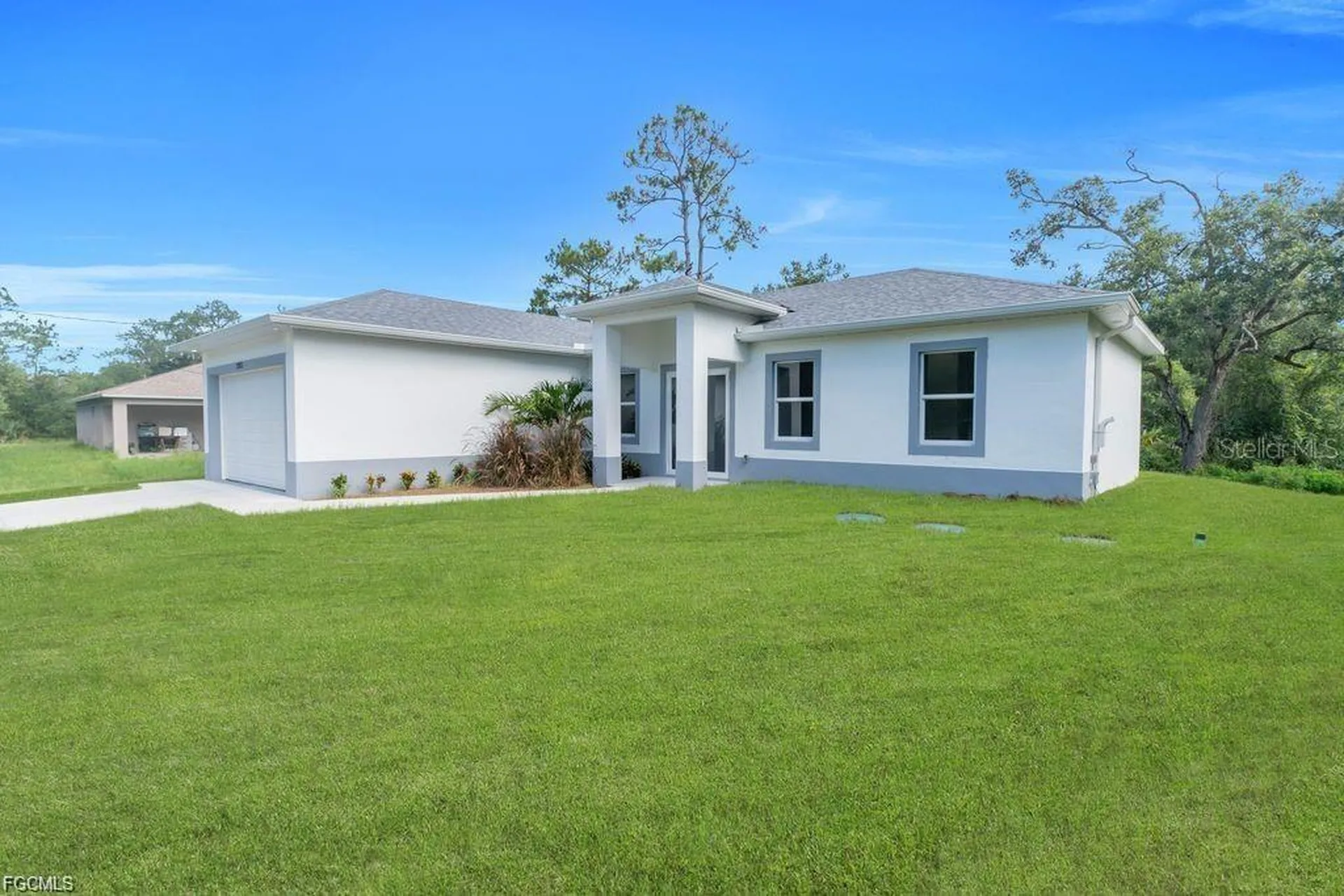 2003 E 14th Street Lehigh Acres FL 33972