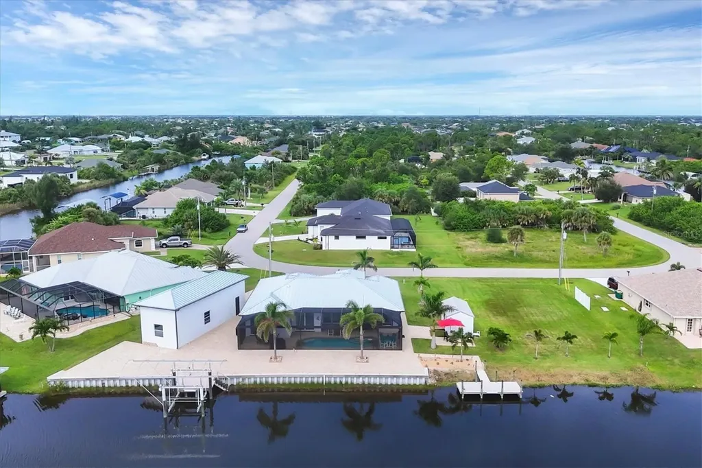 15704 Lakeland Circle Port Charlotte FL 33981