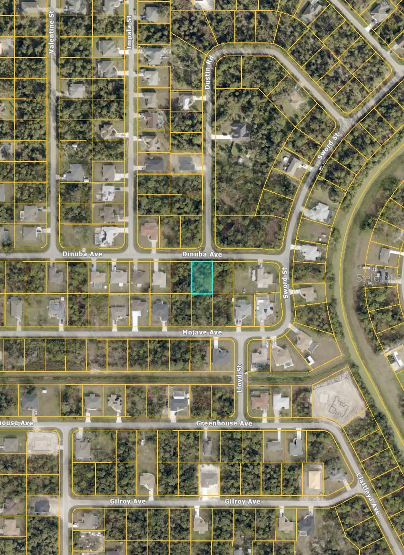 Dinuba Avenue North Port FL 34288