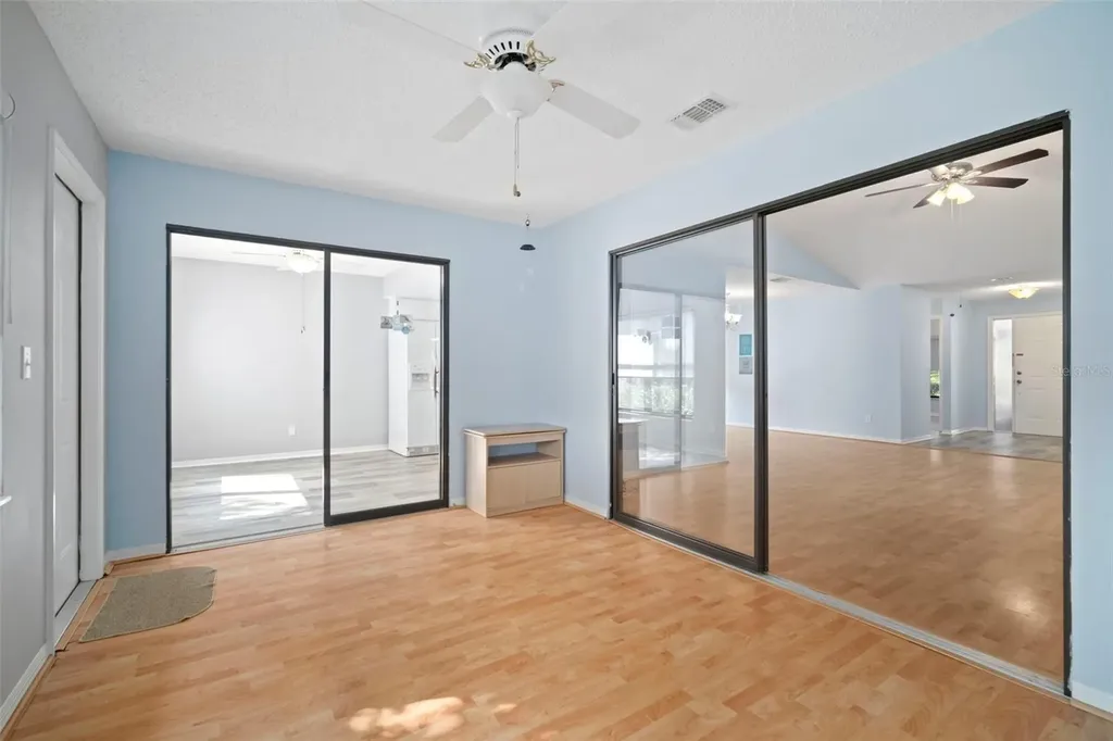 1609 Laughton Place Sun City Center FL 33573