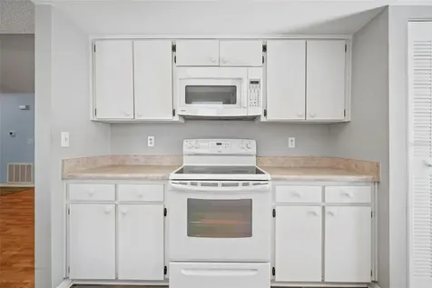 1609 Laughton Place Sun City Center FL 33573