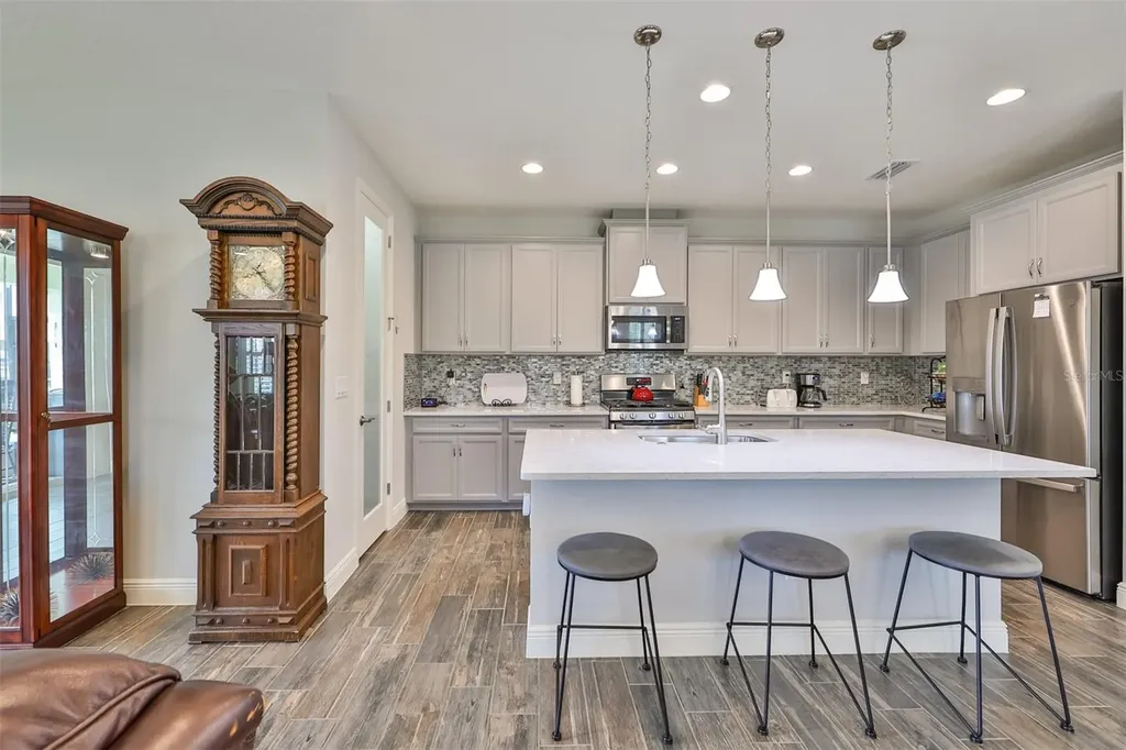 7411 Windport Lane Apollo Beach FL 33572