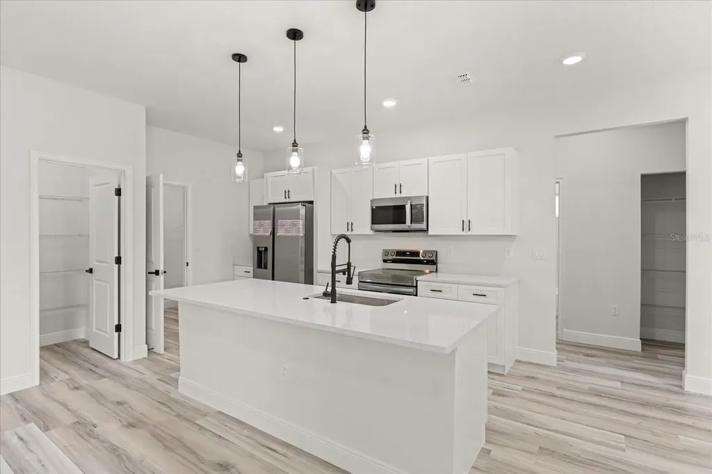 2097 SW 153rd Loop Ocala FL 34473