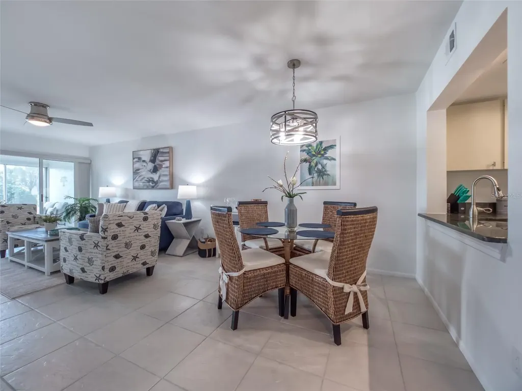 5204 Wedgewood Lane Sarasota FL 34235