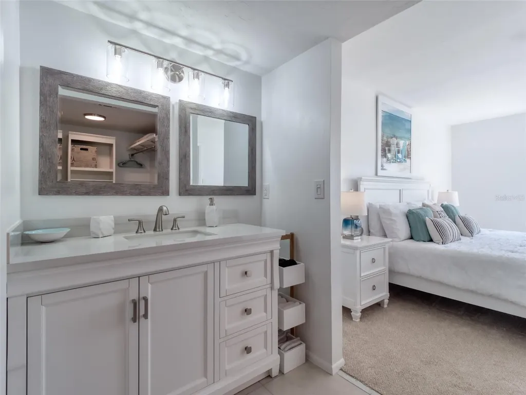 5204 Wedgewood Lane Sarasota FL 34235