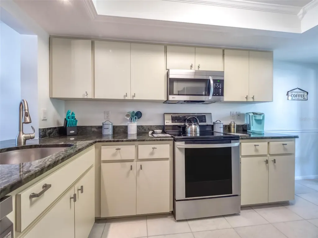 5204 Wedgewood Lane Sarasota FL 34235