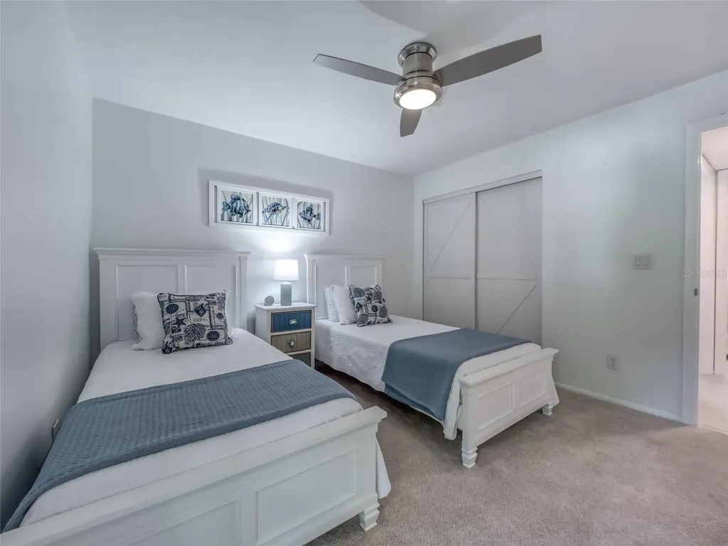 5204 Wedgewood Lane Sarasota FL 34235