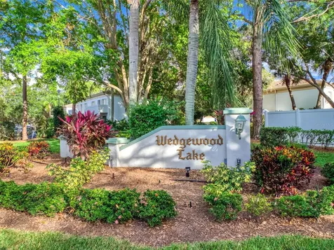 5204 Wedgewood Lane Sarasota FL 34235