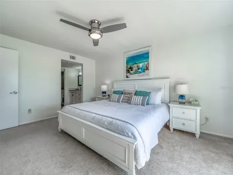5204 Wedgewood Lane Sarasota FL 34235