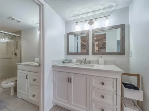 5204 Wedgewood Lane Sarasota FL 34235