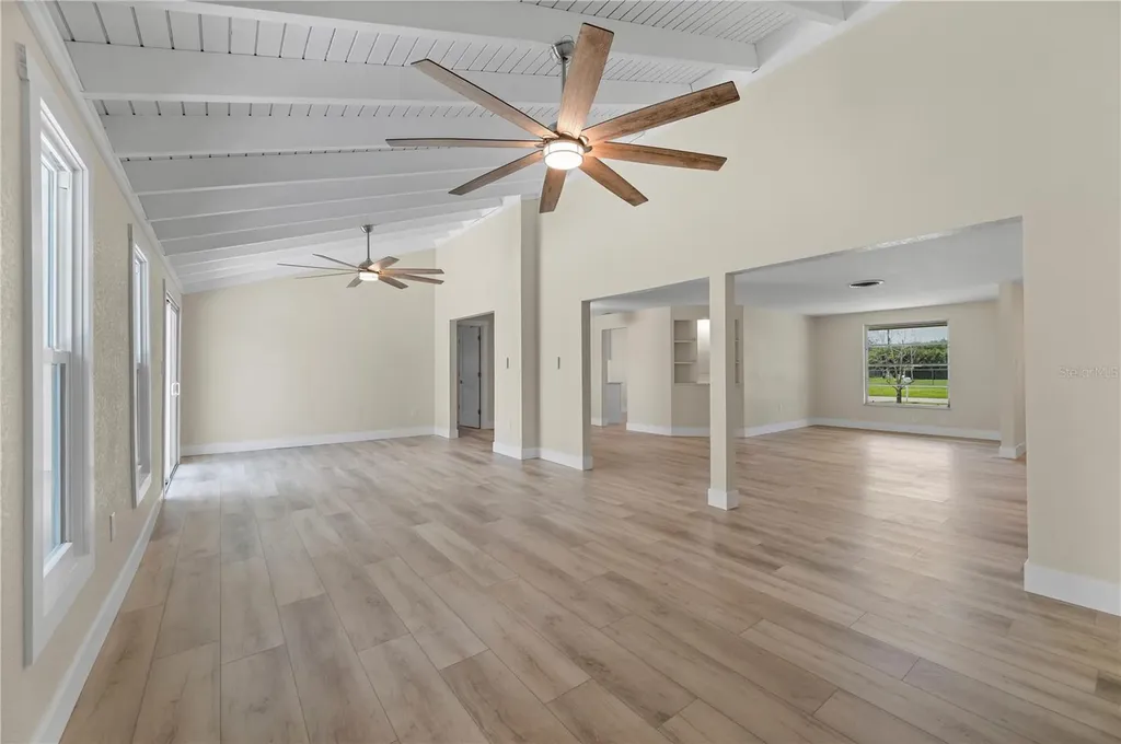 542 Lakehurst Avenue NW Port Charlotte FL 33952