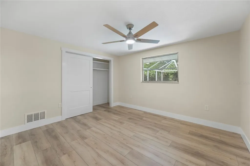 542 Lakehurst Avenue NW Port Charlotte FL 33952