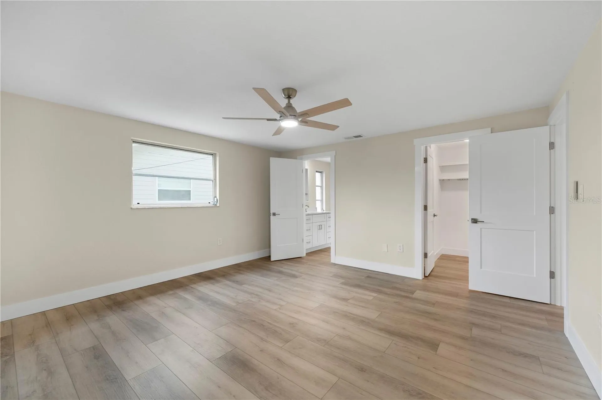 542 Lakehurst Avenue NW Port Charlotte FL 33952
