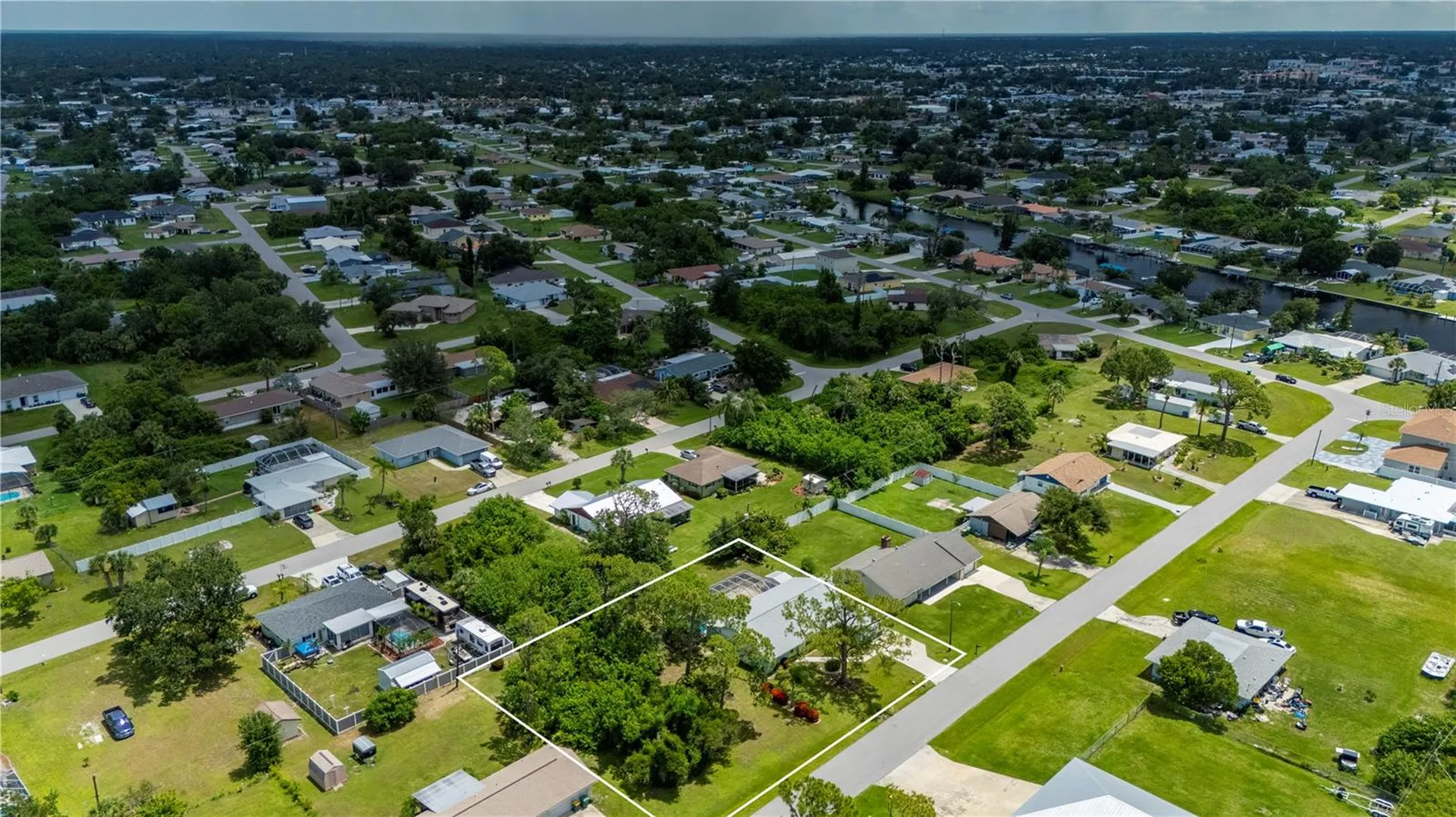 542 Lakehurst Avenue NW Port Charlotte FL 33952