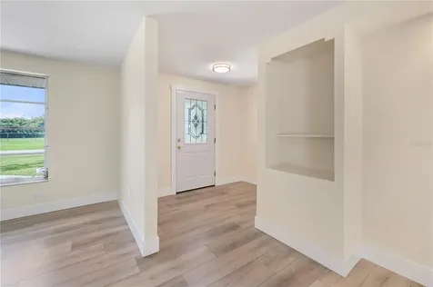 542 Lakehurst Avenue NW Port Charlotte FL 33952