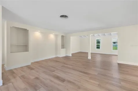 542 Lakehurst Avenue NW Port Charlotte FL 33952