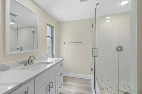 542 Lakehurst Avenue NW Port Charlotte FL 33952