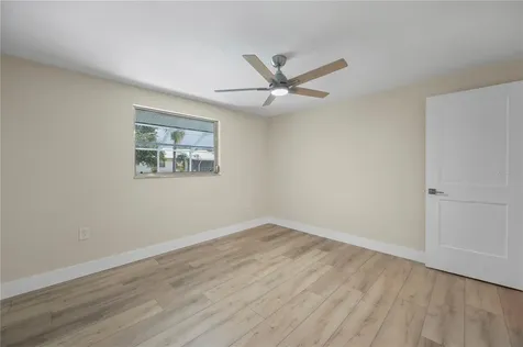 542 Lakehurst Avenue NW Port Charlotte FL 33952